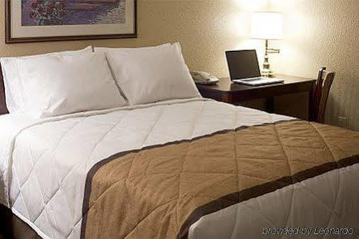 Extended America - Detroit - Hotel 2*